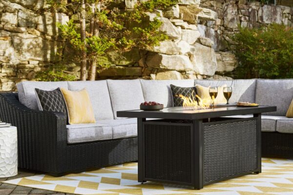 ASHLEY OUTDOOR BEACHCROFT - Image 3