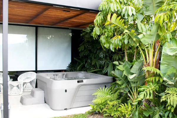 7 PERSON MONTEREY SPA - Image 6